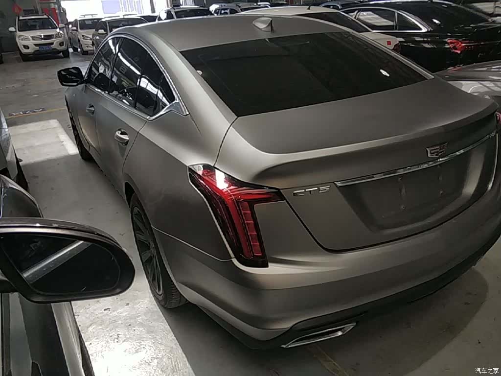 Cadillac CT5, 2021 все фото
