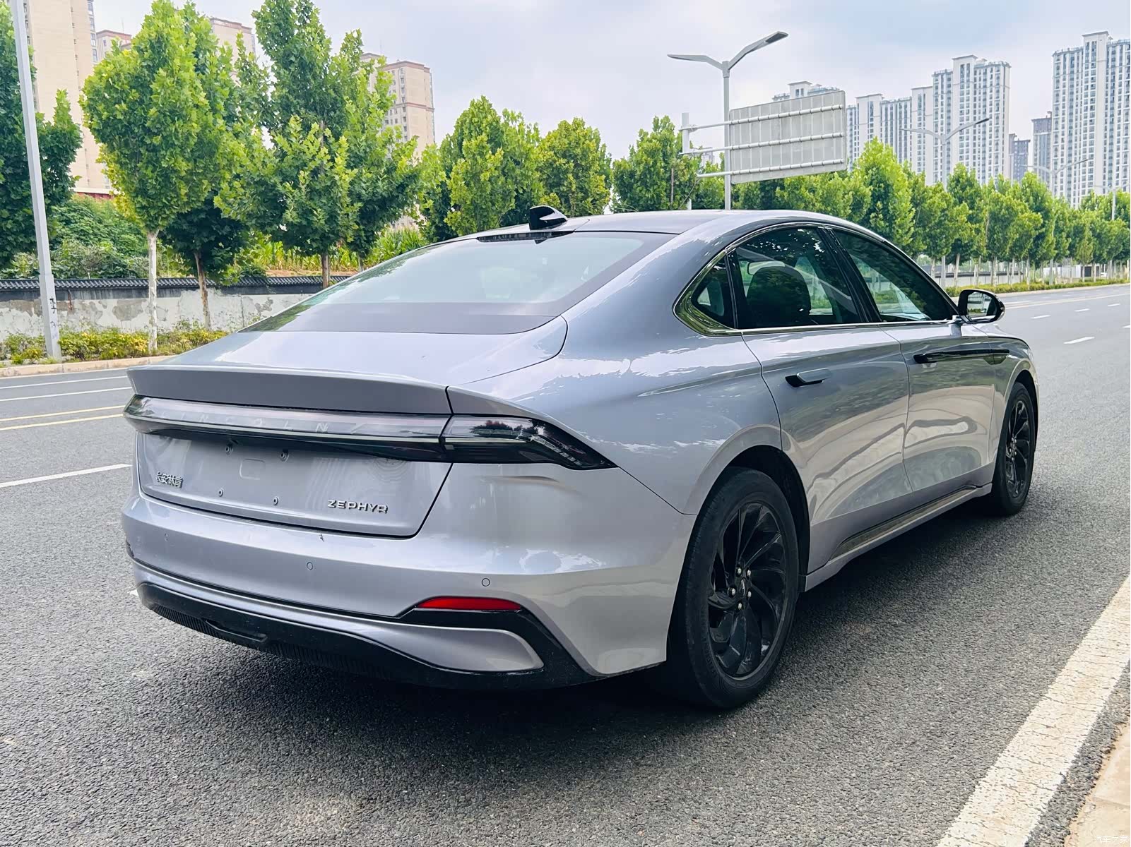 Lincoln Z, 2024 9