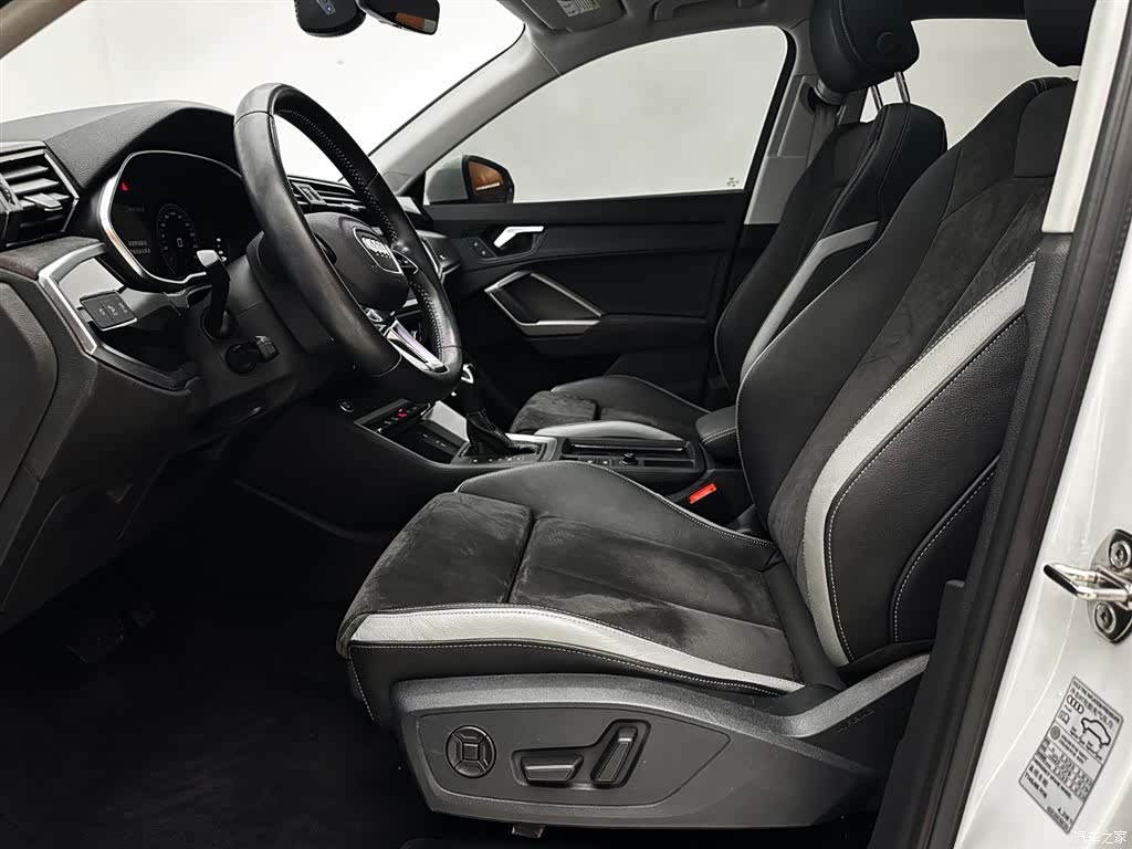 Audi Q3, 2022 19