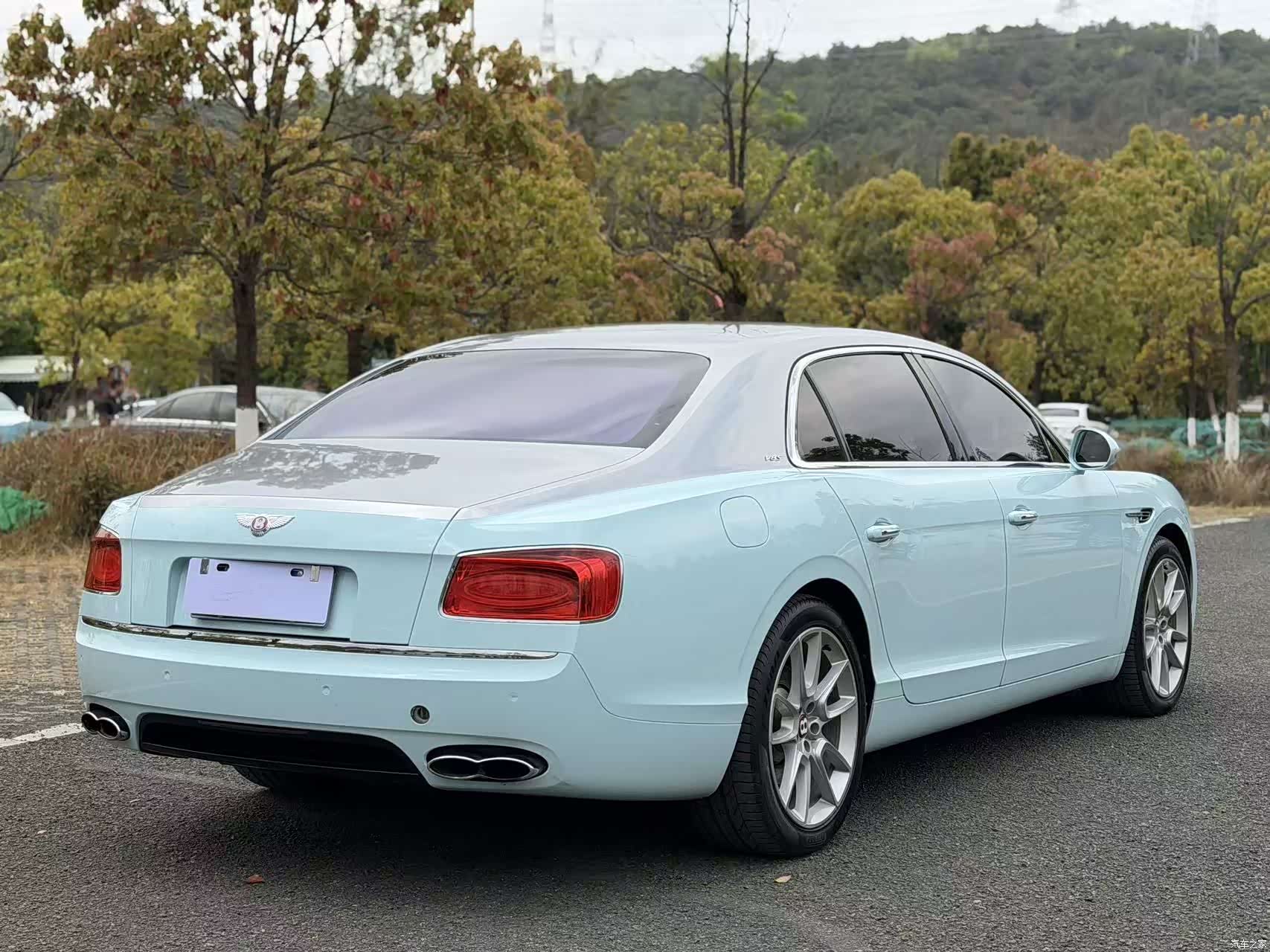 Bentley Flying Spur, 2018 3