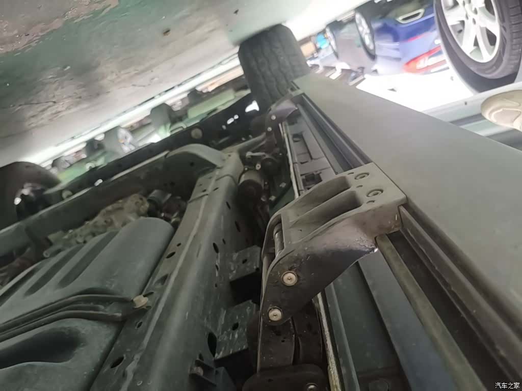 Tank 300, 2022 22