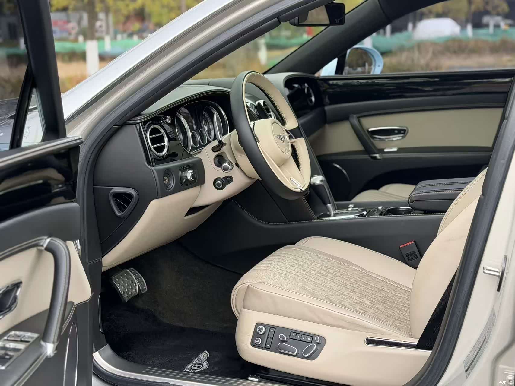 Bentley Flying Spur, 2018 все фото