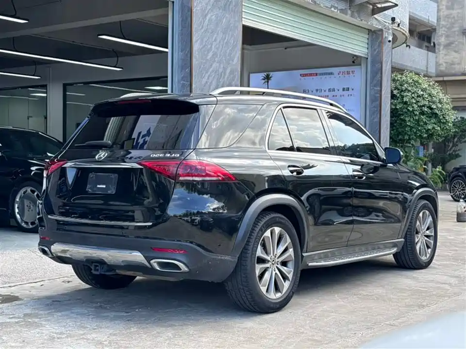 Mercedes-Benz GLE Mercedes-Benz GLE