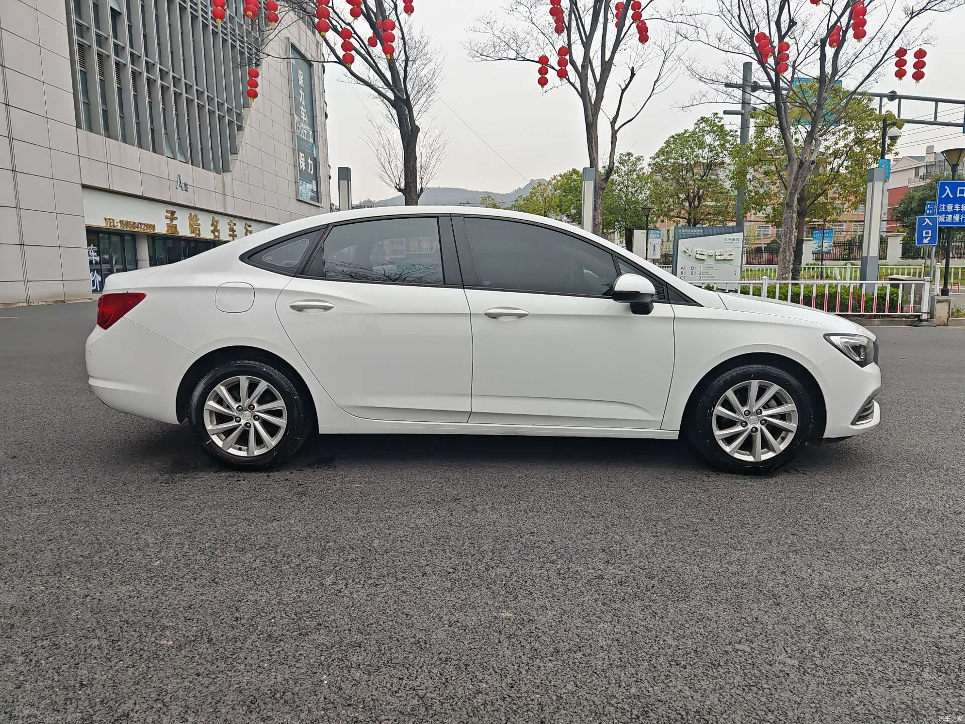 Buick Verano, 2019 4