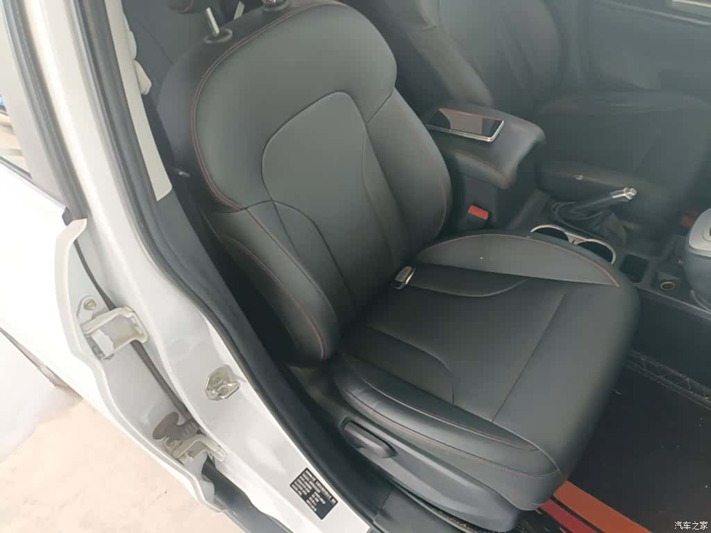 Haval M6, 2020 25