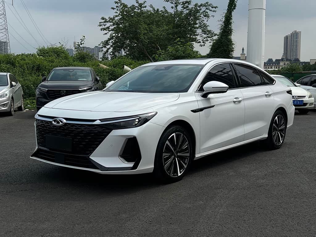 Chery Arrizo 8