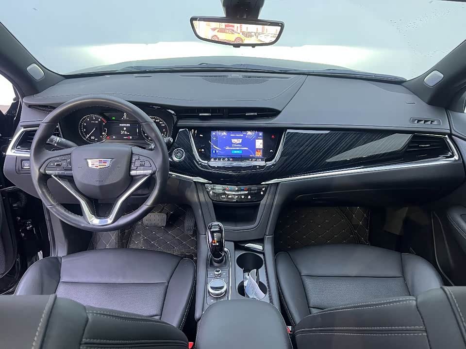 Cadillac XT6