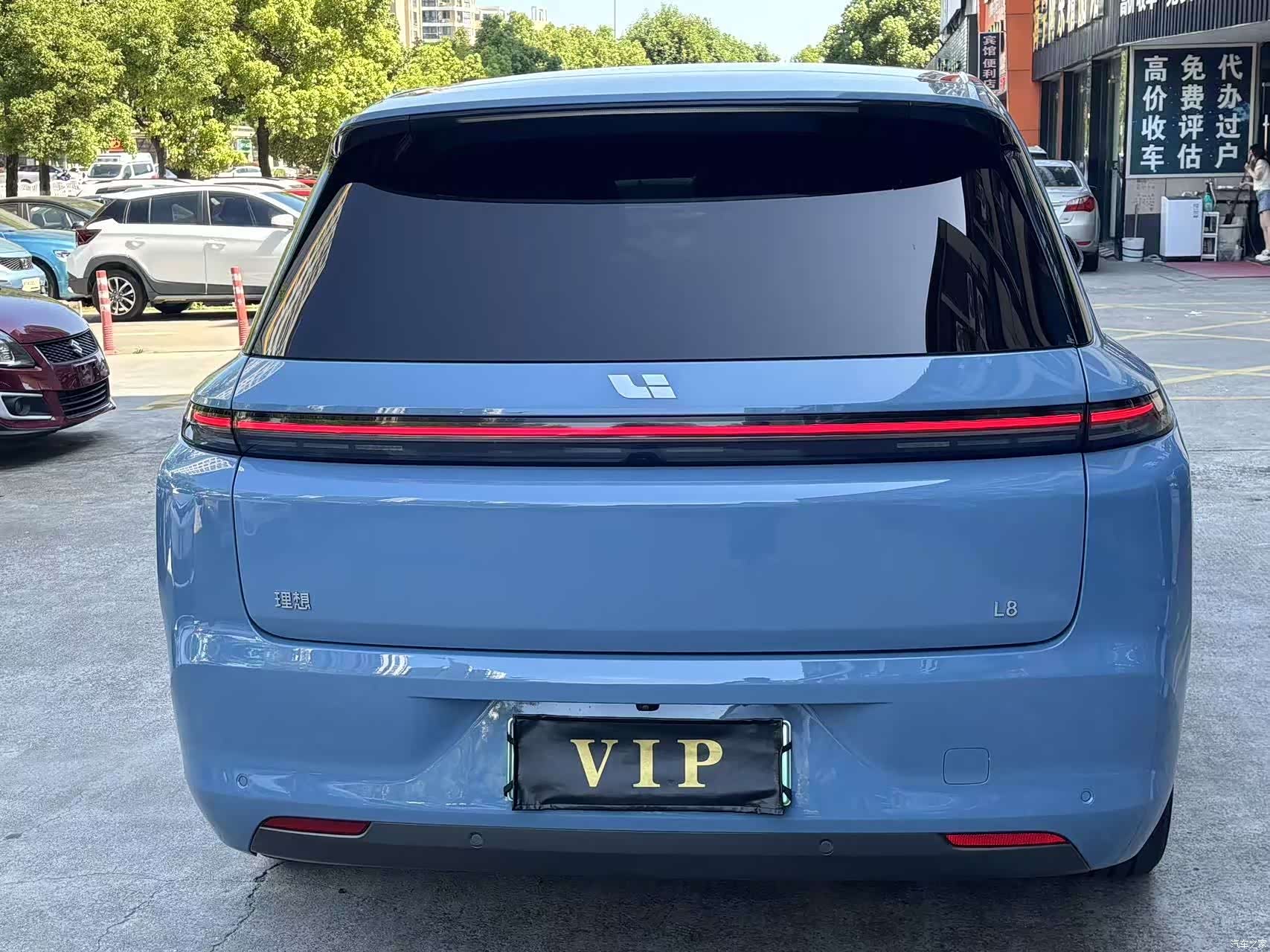 Li Auto L8, 2023 4