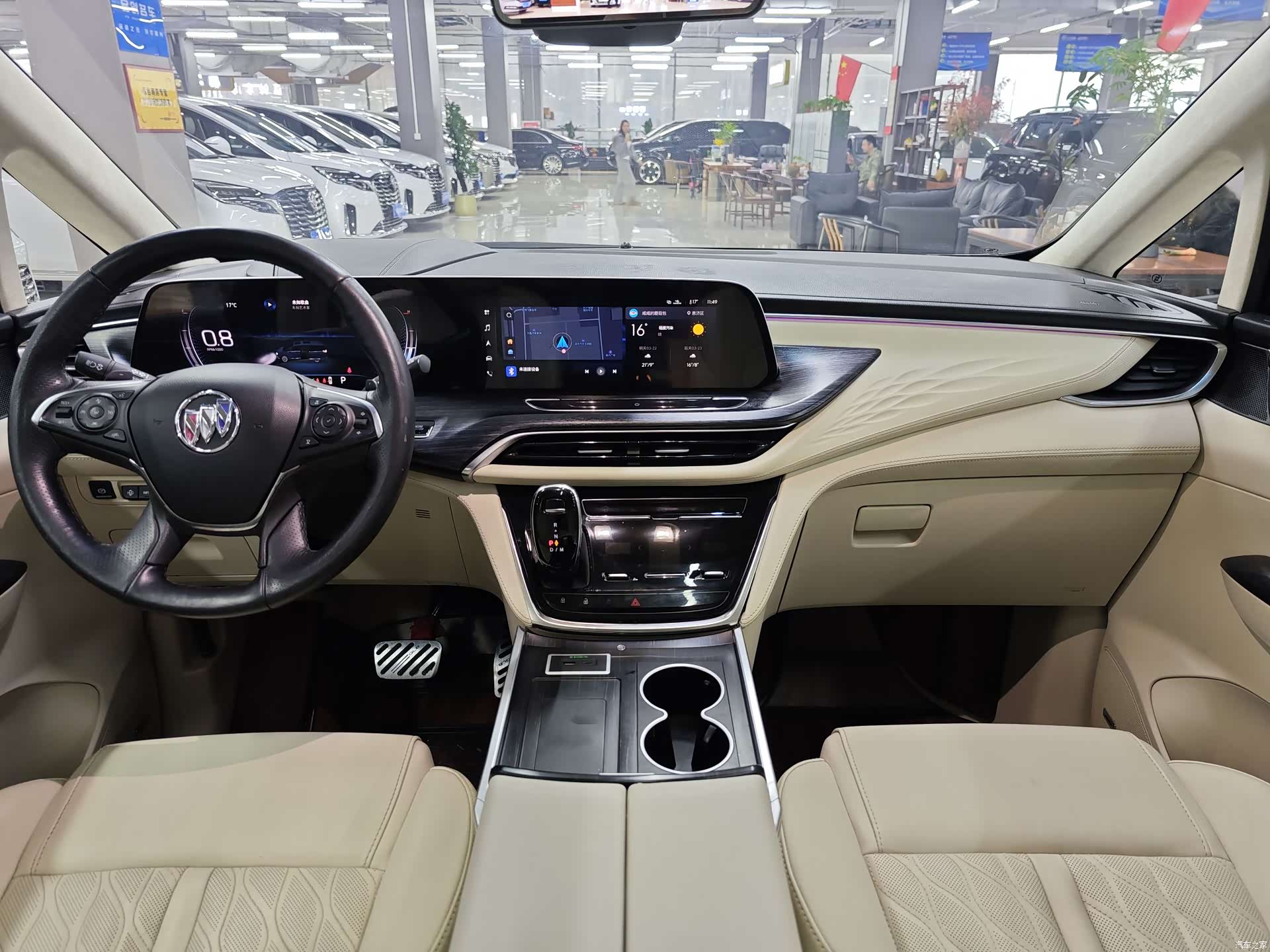 Buick GL8, 2021 4