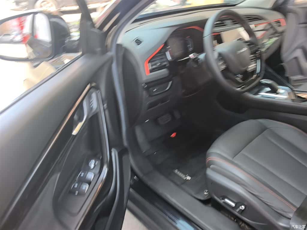 DongFeng AX7, 2022 16