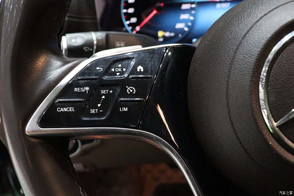 Mercedes-Benz E-Class, 2021 16