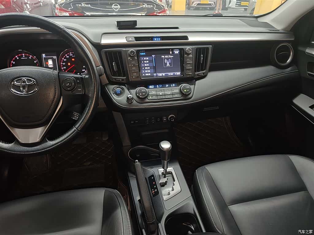 Toyota RAV4, 2018 9