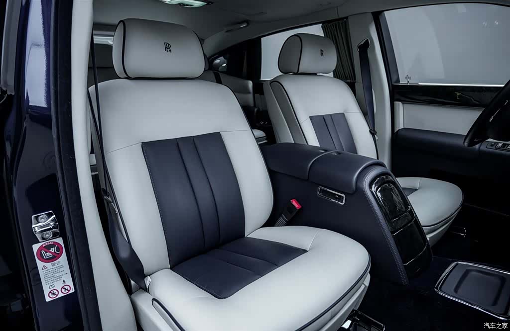Rolls-Royce Phantom, 2013 12