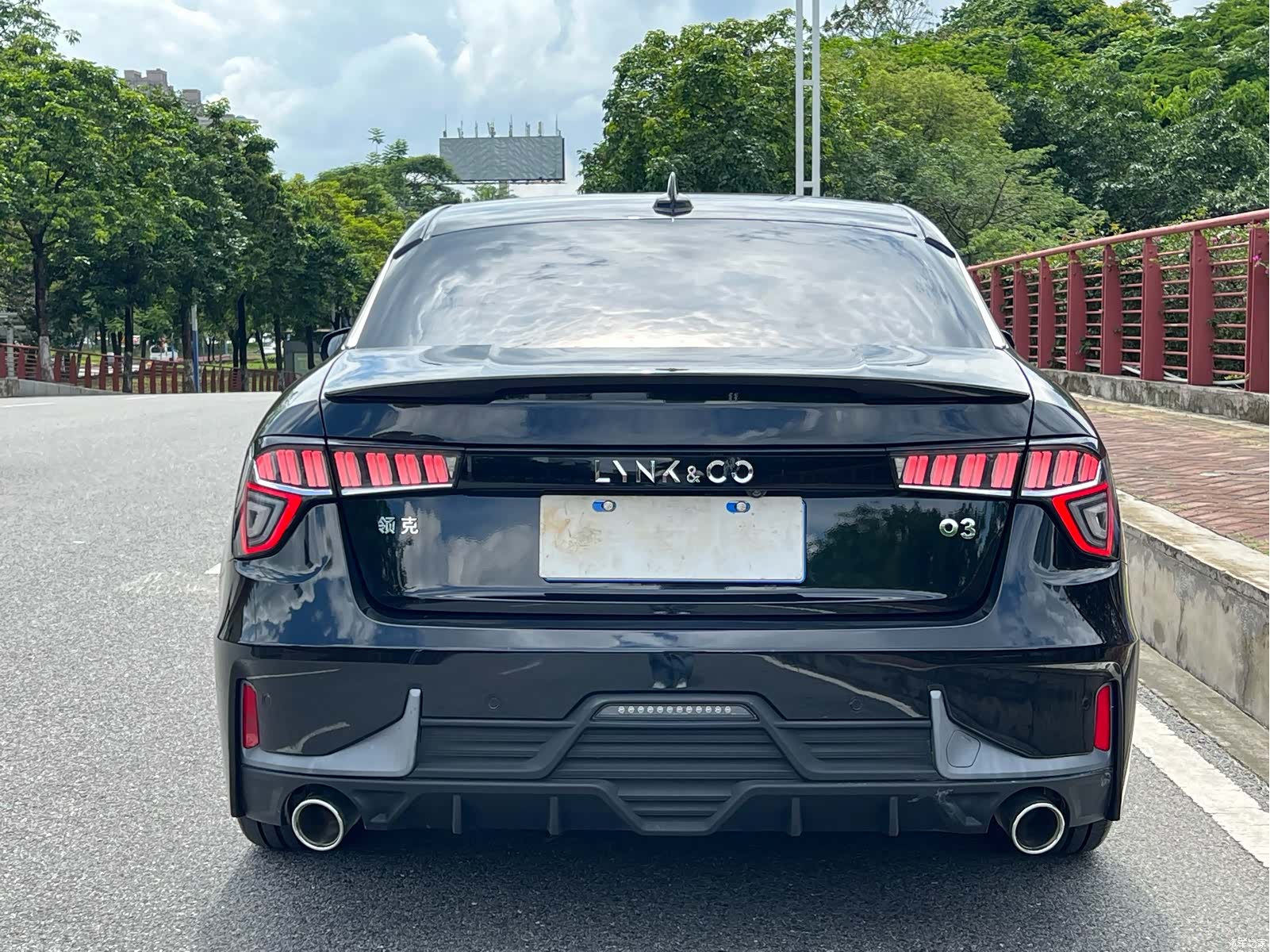 Lynk & Co 01, 2020 все фото