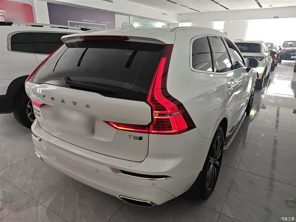 Volvo XC60, 2021 все фото