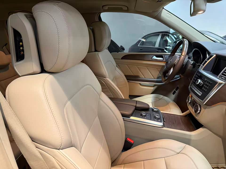 Mercedes-Benz GL grade