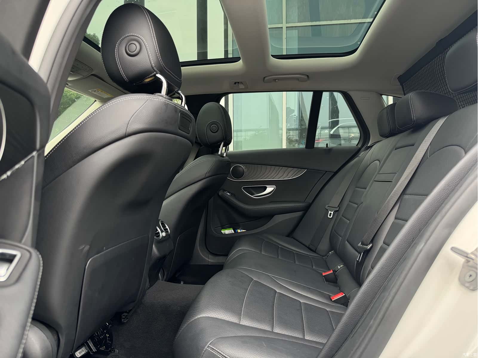 Mercedes-Benz C-Class, 2016 14