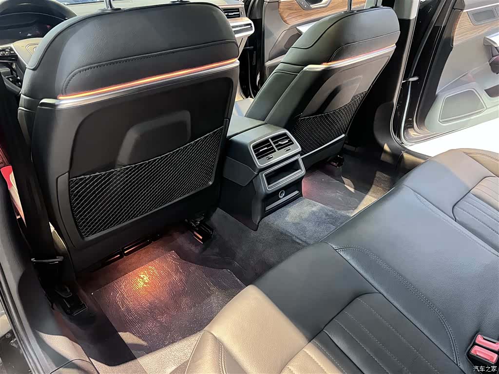 Audi A6L, 2020 7