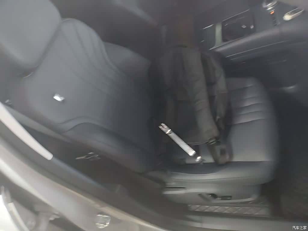 Geely Galaxy E5, 2025 25