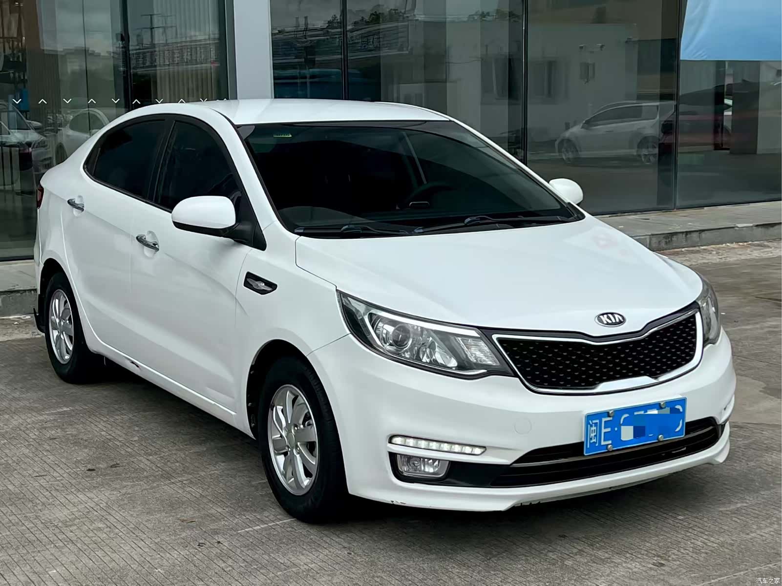 Kia K2, 2015 3