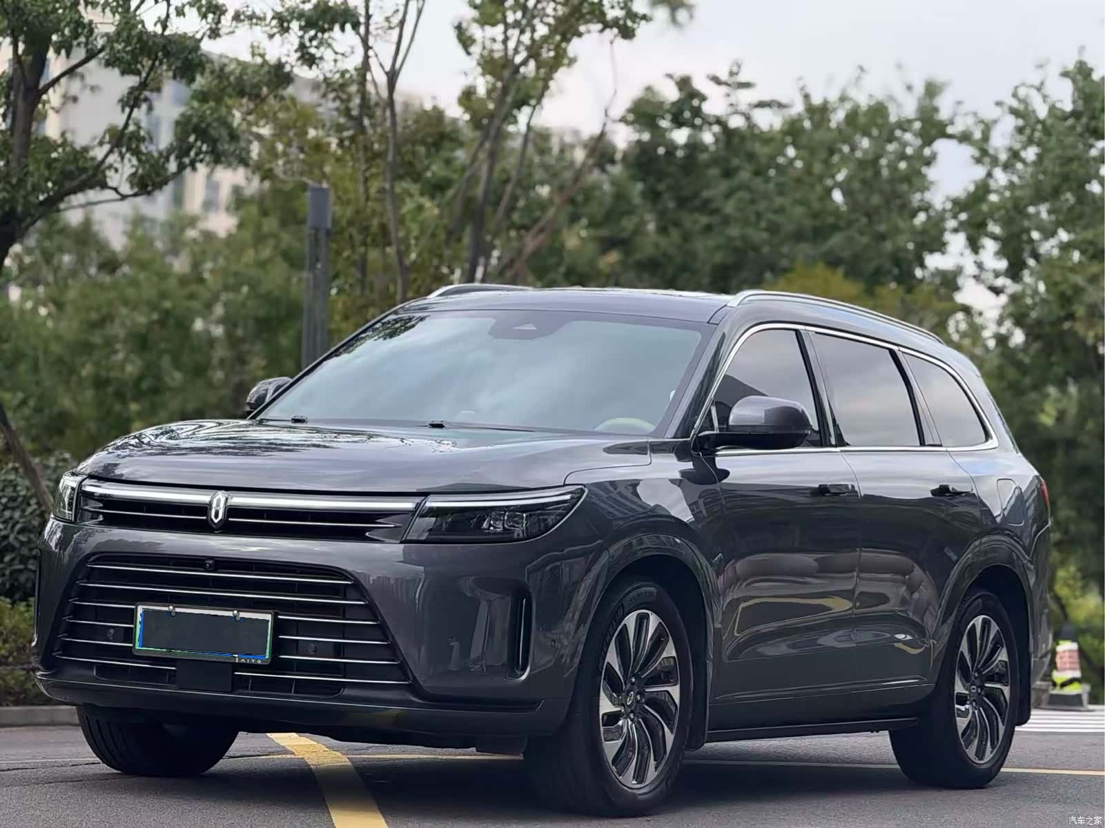 AITO M7, 2023 1