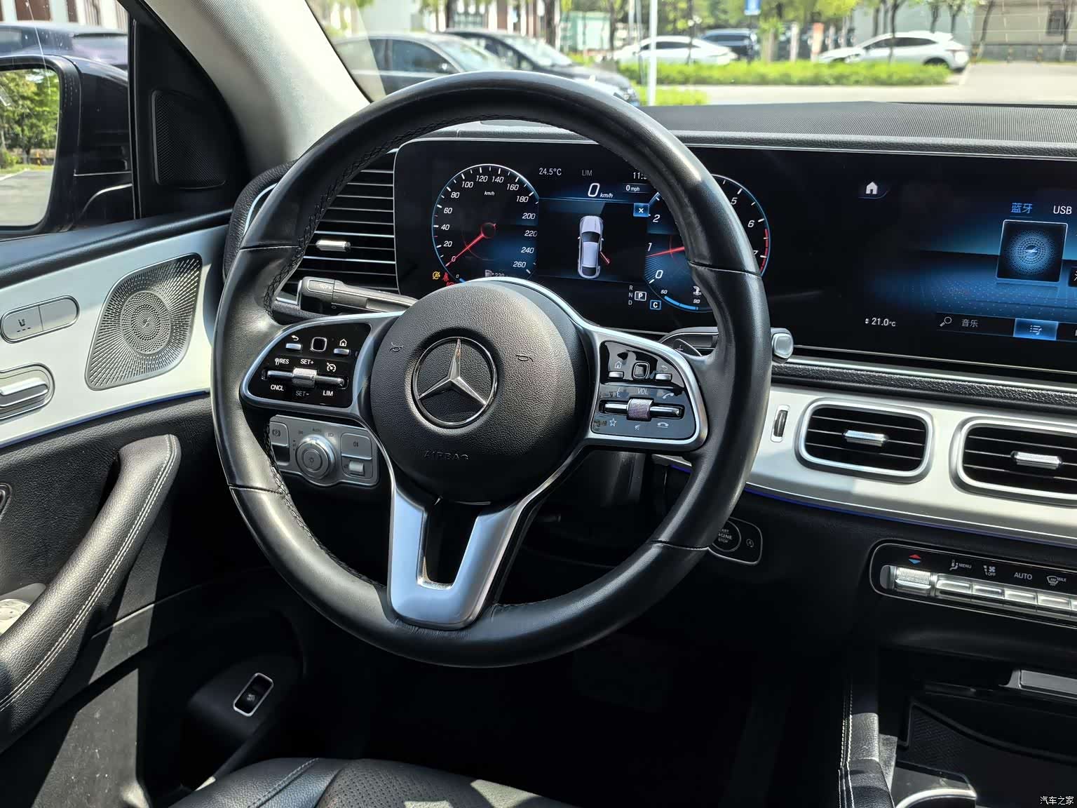 Mercedes-Benz GLE, 2022 11
