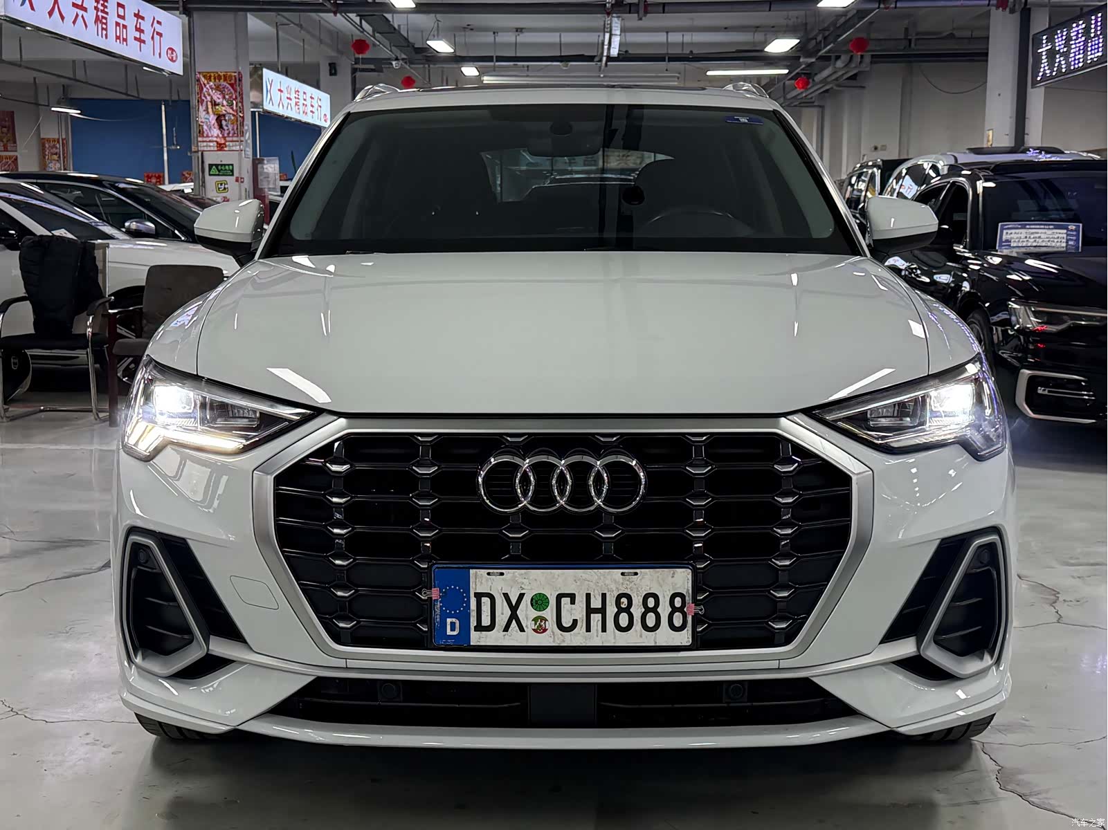 Audi Q3, 2023 2