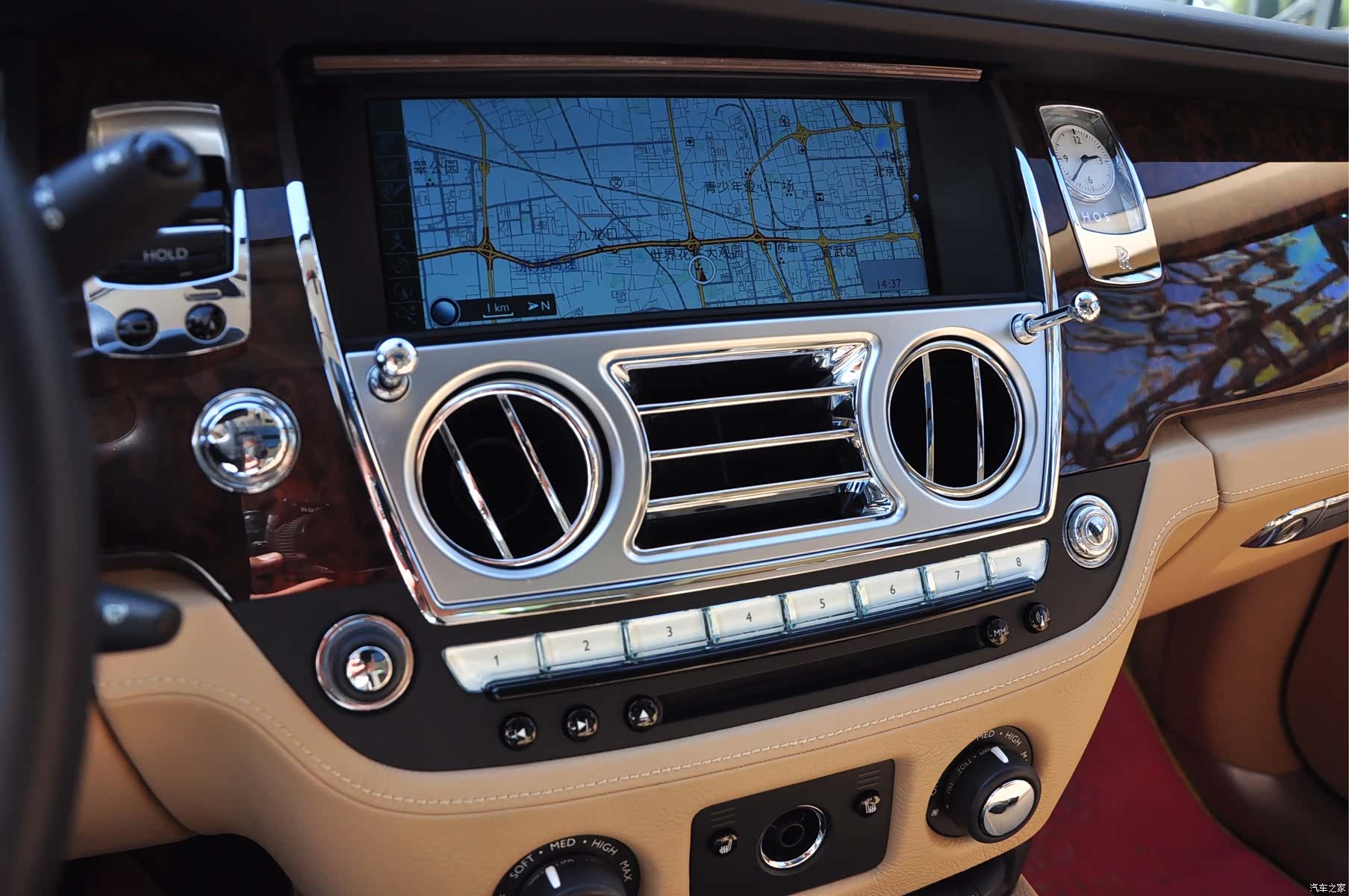 Rolls-Royce Ghost, 2013 10
