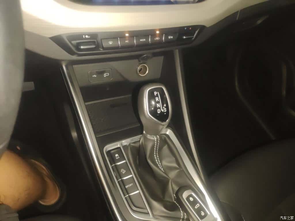 Geely X3, 2020 14