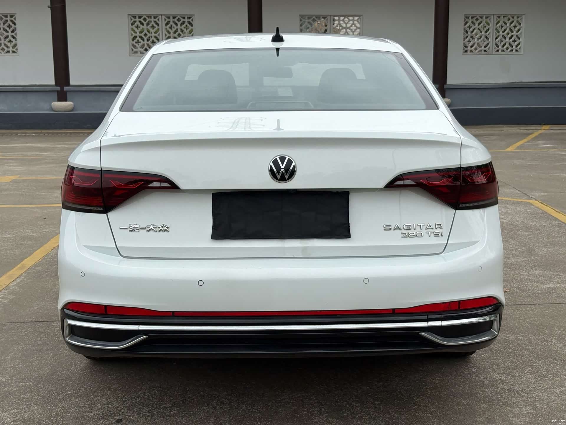 Volkswagen Sagitar, 2023 все фото