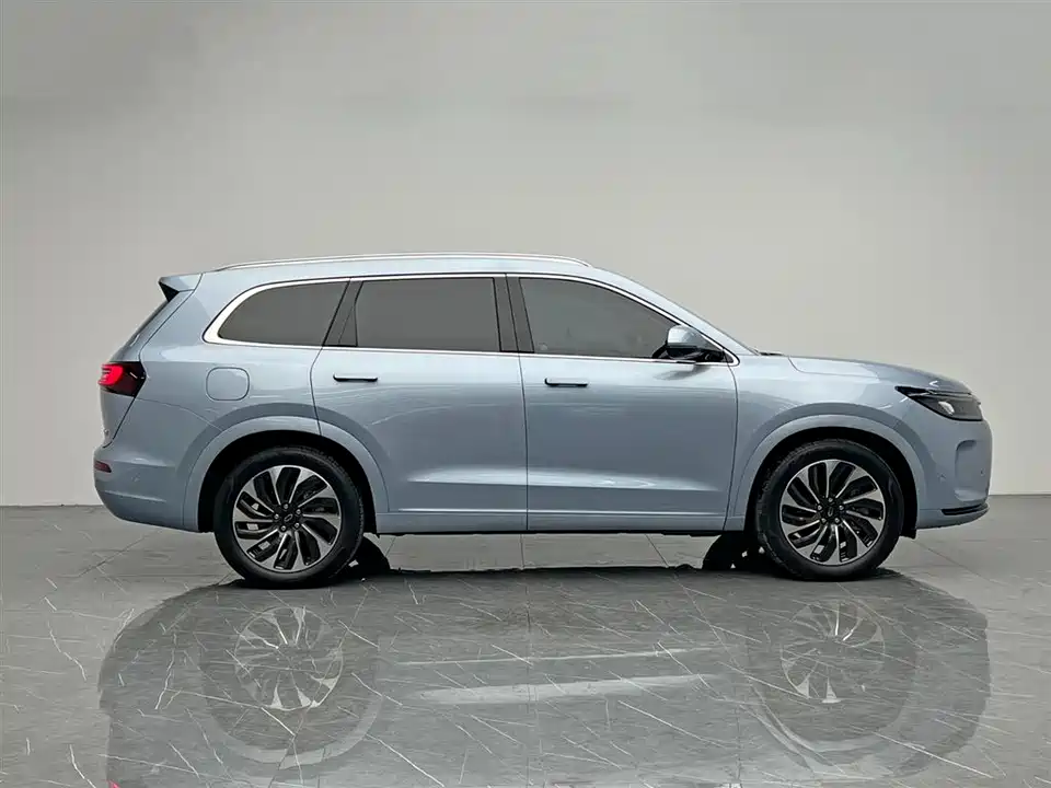 AITO Ask the world M7