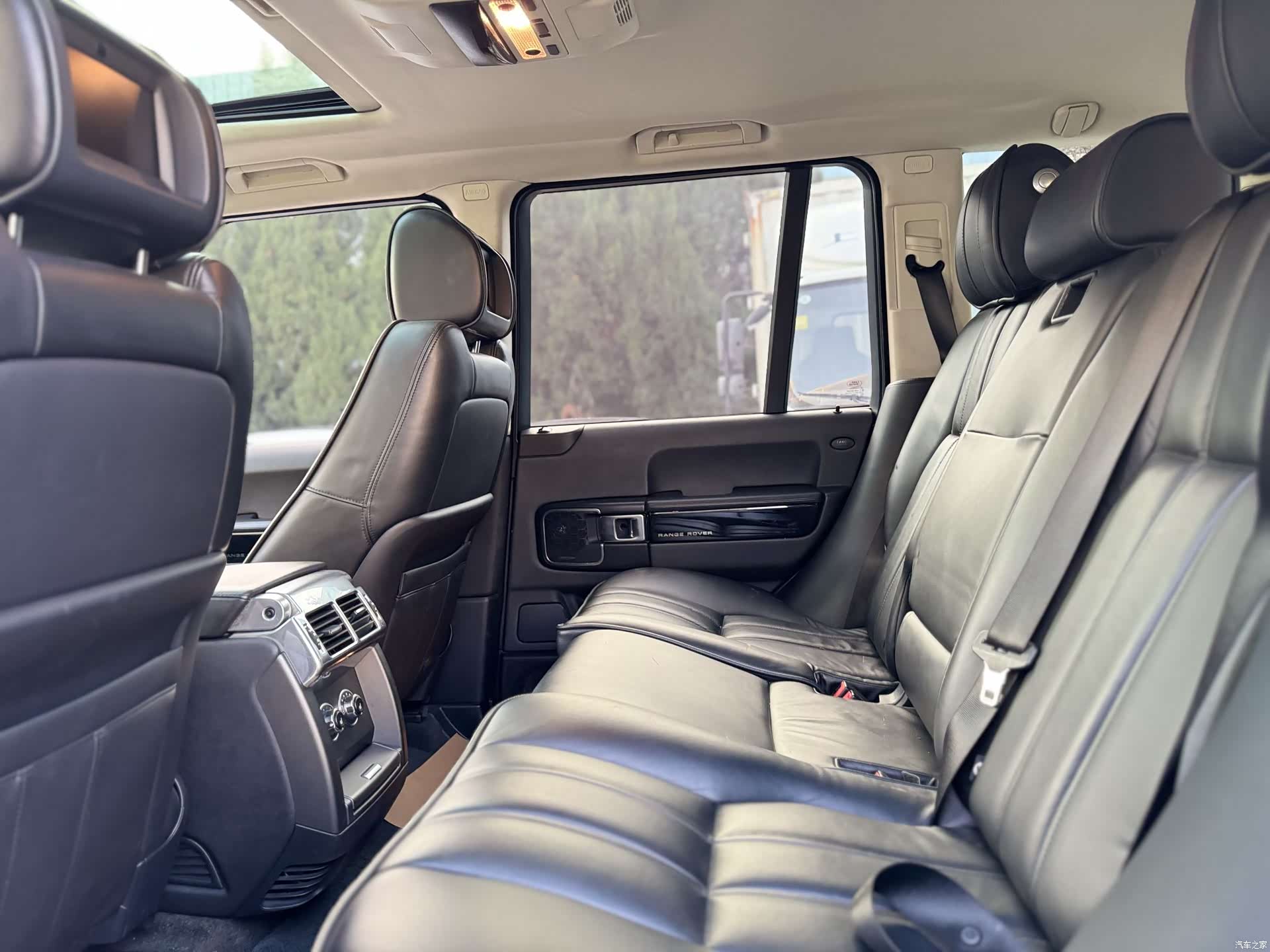 Land Rover Range Rover, 2012 6