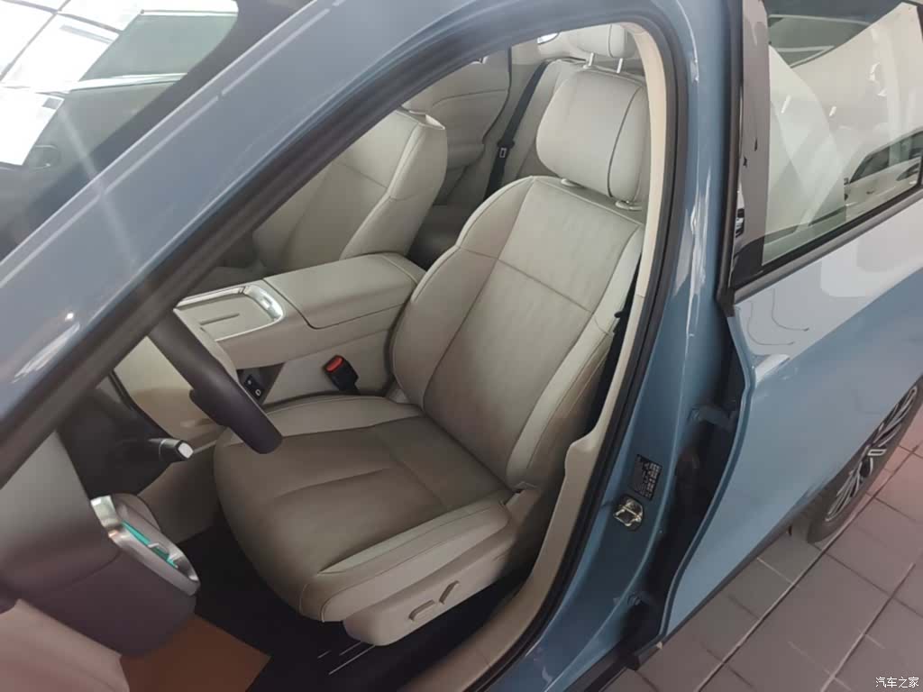 Leapmotor B10, 2025 15