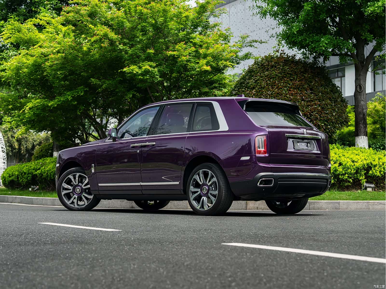 Rolls-Royce Cullinan, 2022 18