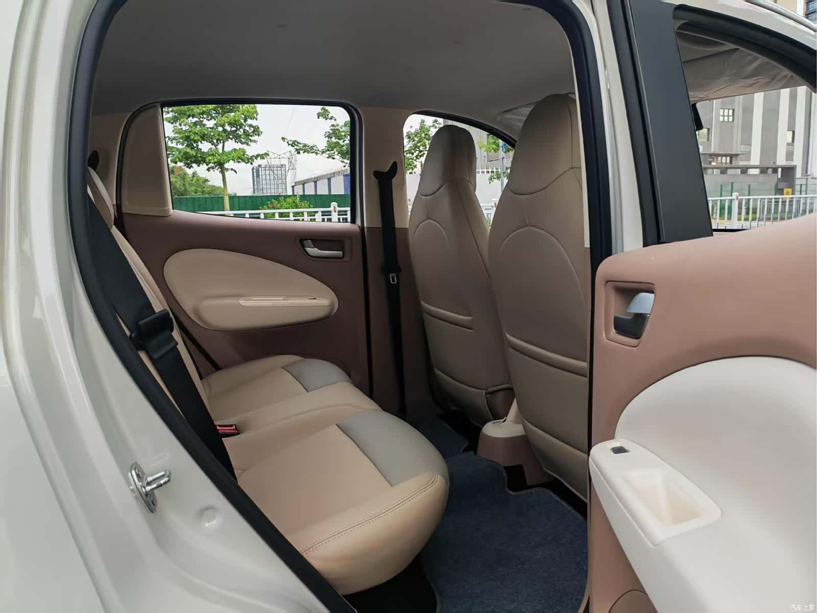 Wuling MINIEV, 2025 13