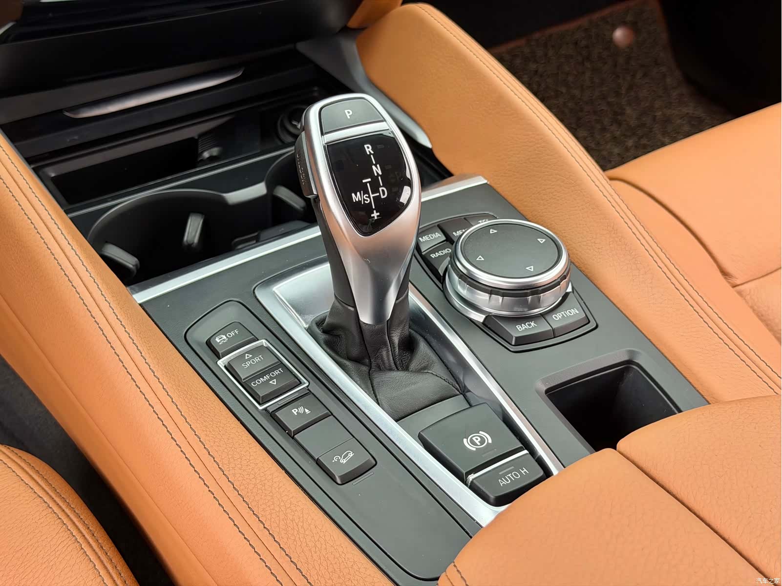 BMW X6, 2015 14