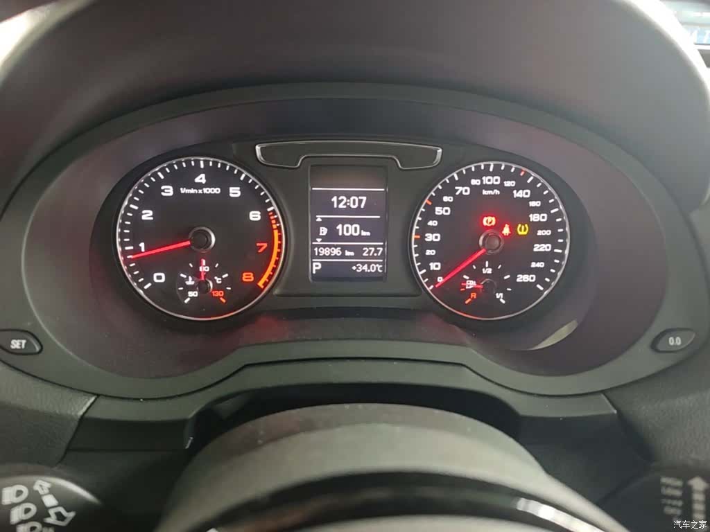 Audi Q3, 2019 12