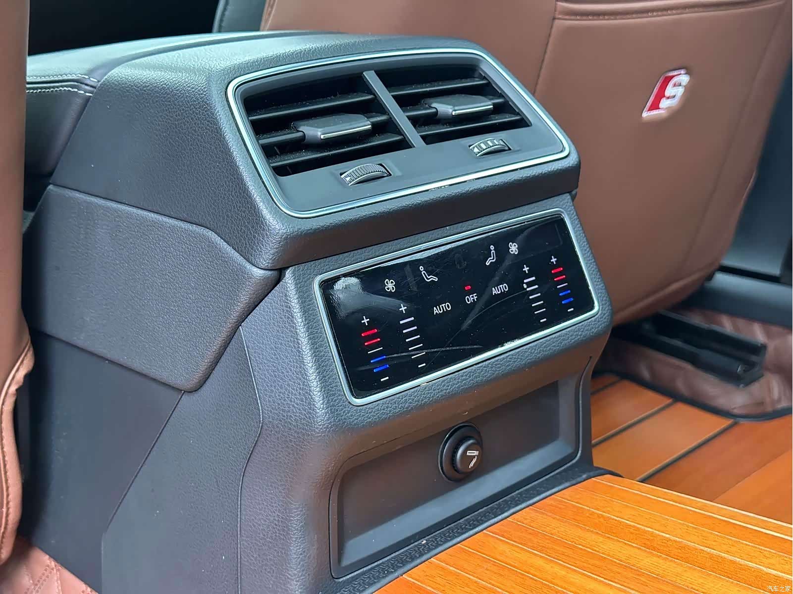Audi A6L, 2019 19