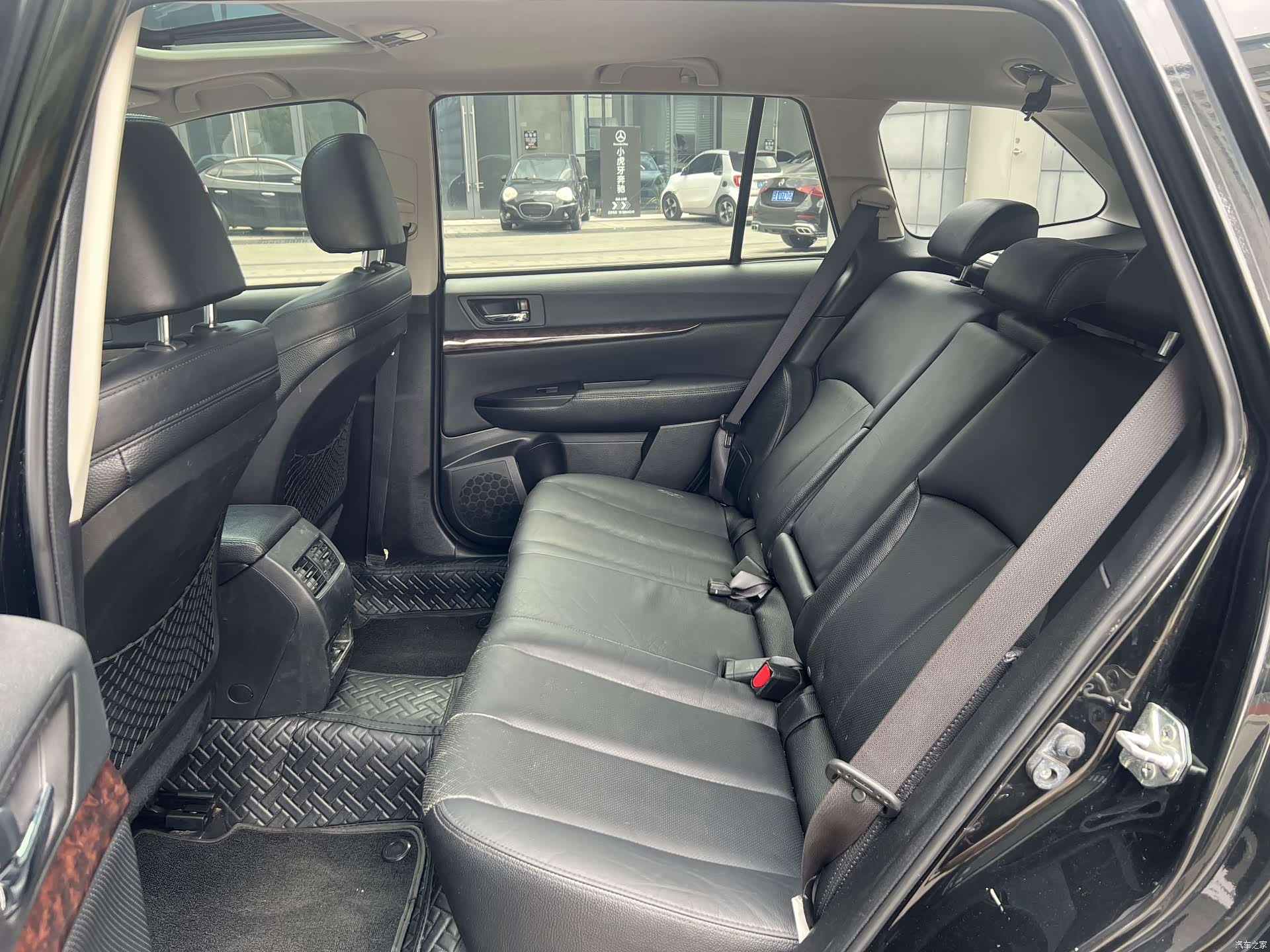 Subaru Outback, 2012 11