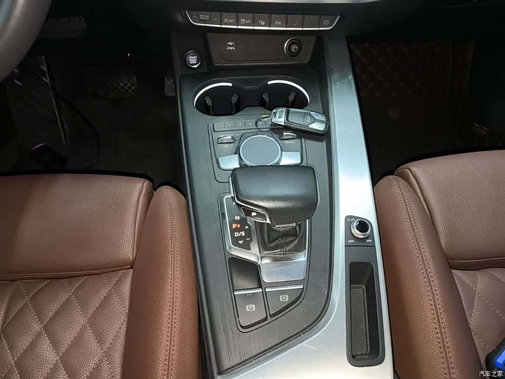 Audi A4L, 2019 14