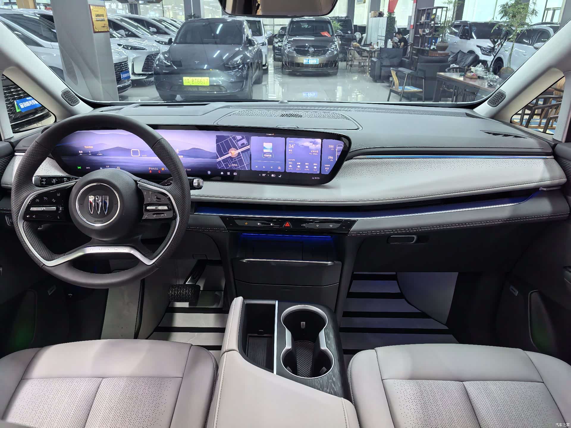 Buick GL8, 2025 4