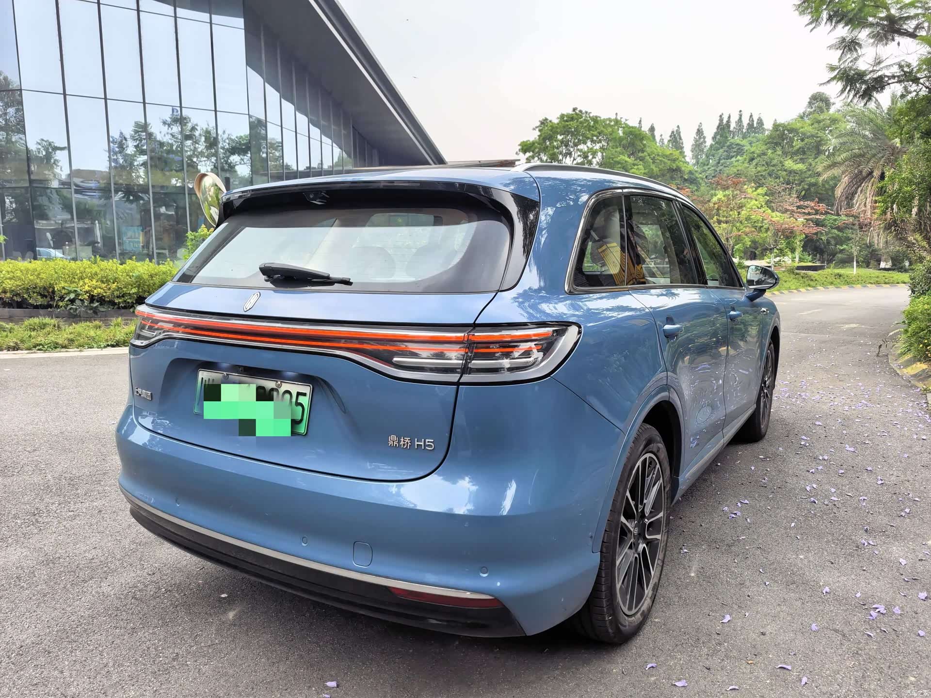 SAIC ShangJie H5, 2025 3