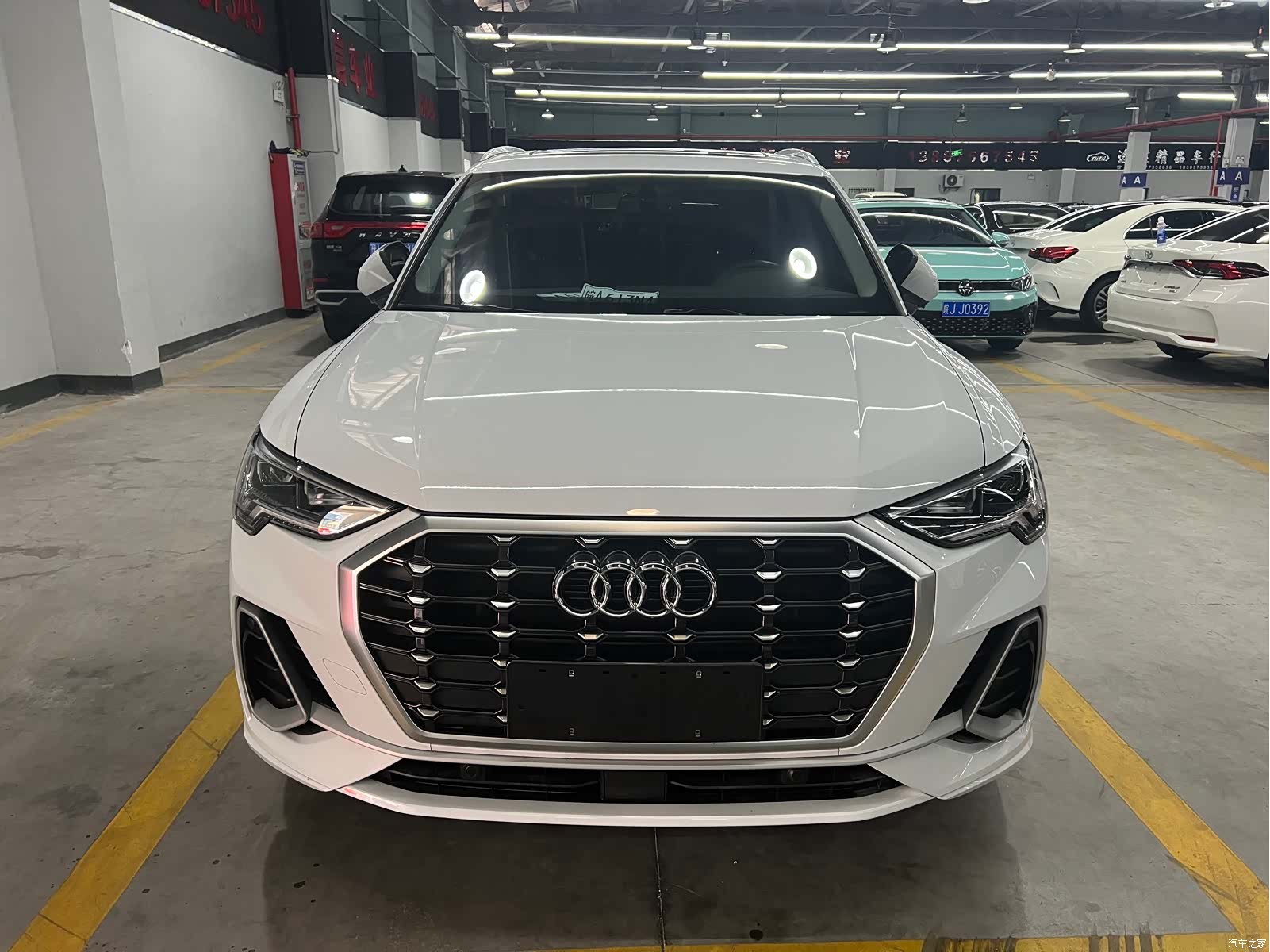 Audi Q3, 2022 2