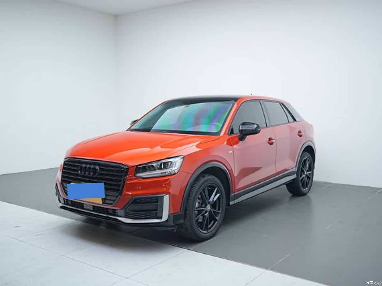 Audi Q2L, 2019 1