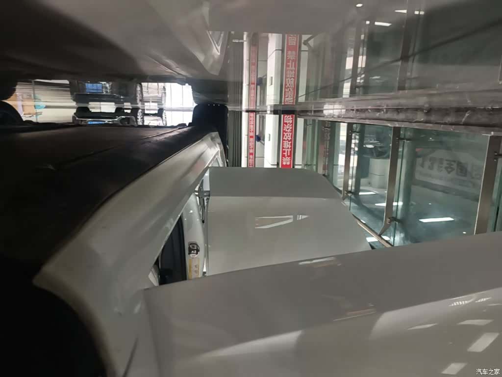 Tesla Model 3, 2022 21
