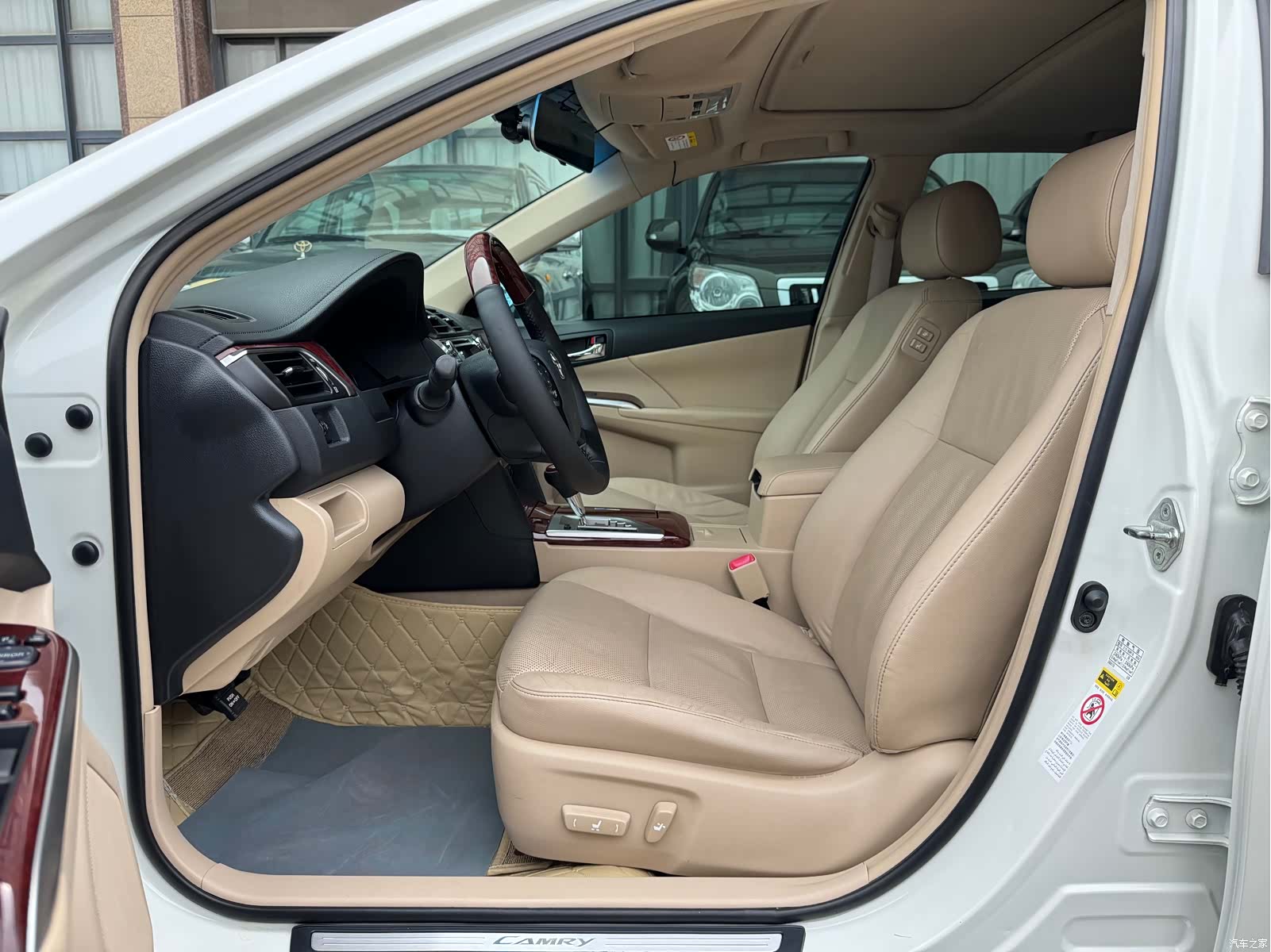 Toyota Camry, 2013 9