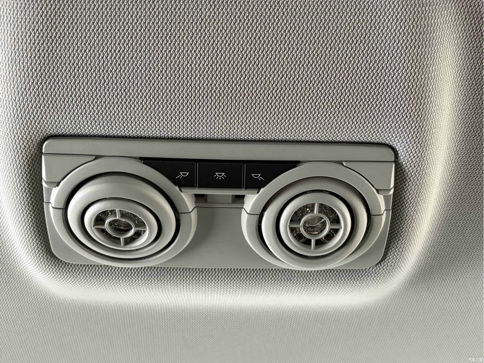BMW 3 Series, 2018 18