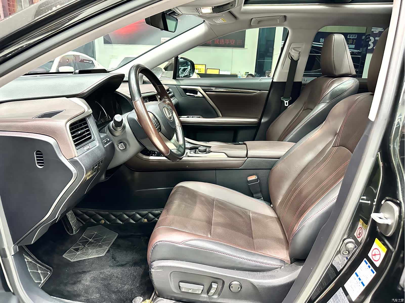 Lexus RX, 2018 9