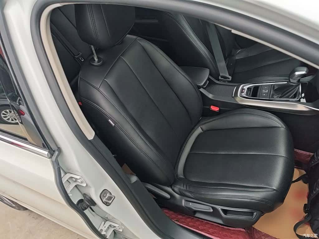 Peugeot 408, 2016 25