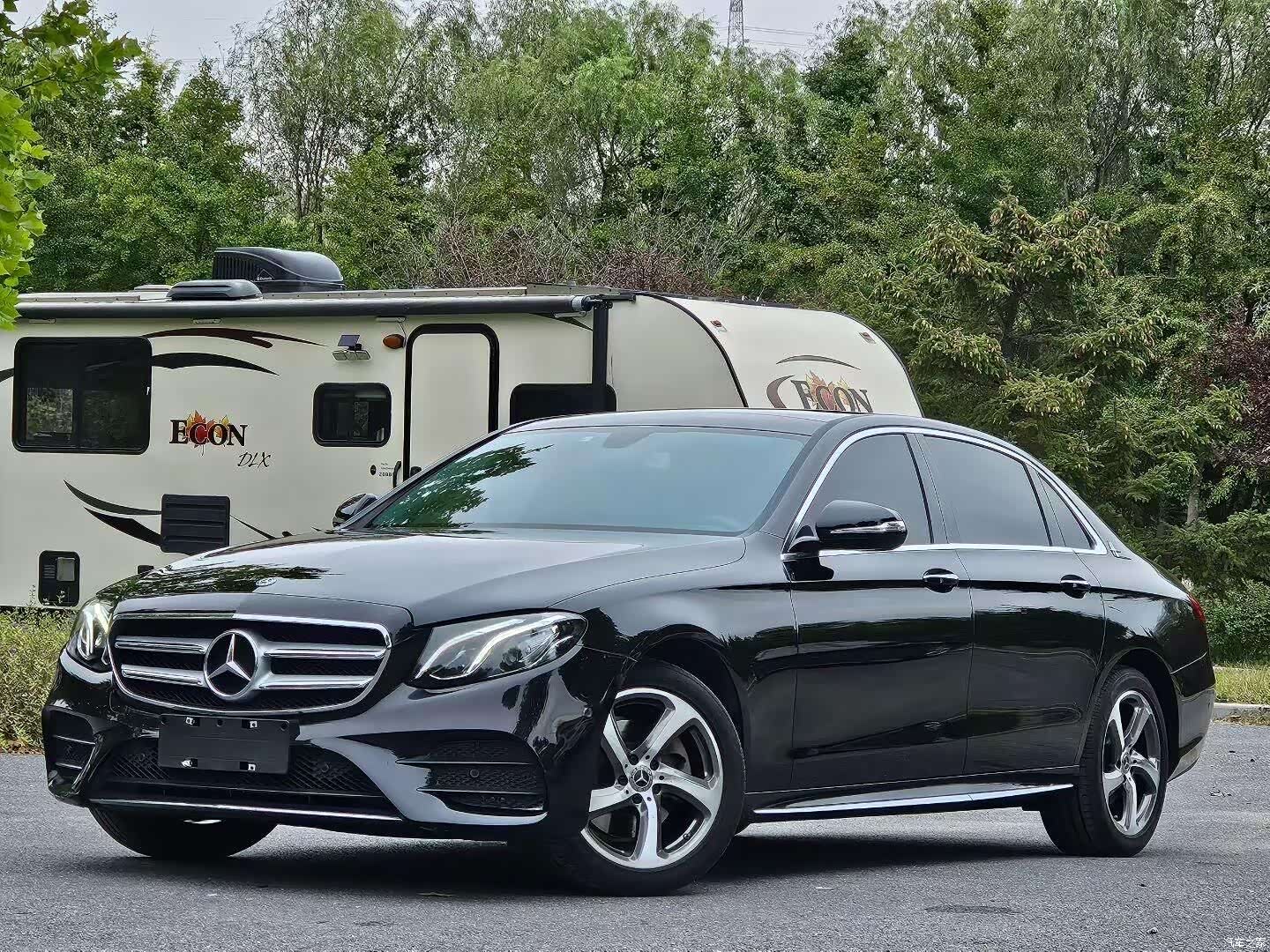 Mercedes-Benz E-Class, 2018 3